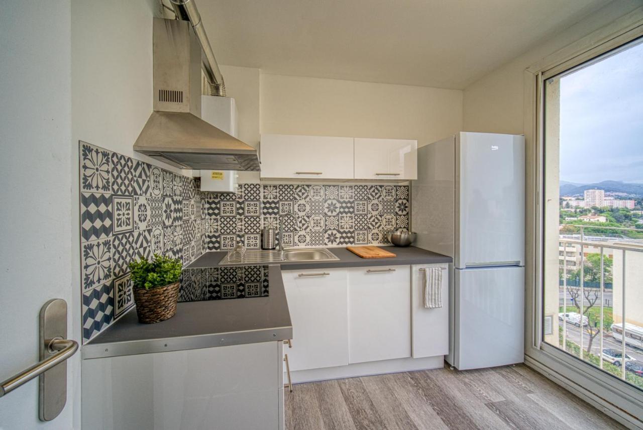 Appartement Tout Equipe Parking Balcon 2 Chambres Marseille Kültér fotó
